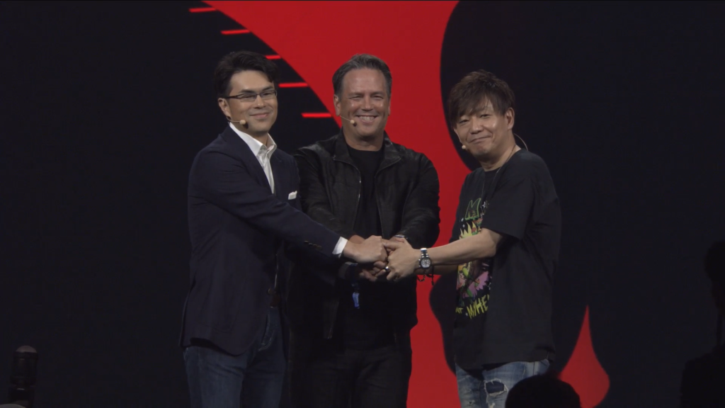 Von Links nach Rechts: Takashi Kiryu (Square Enix CEO), Phil Spencer (CEO von Mircosoft Gaming), Naoki Yoshida (Producer und Director von Final Fantasy XIV)